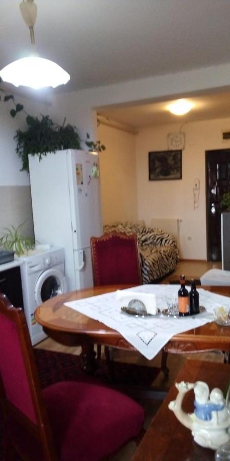 Apartament 2Camere - Prima Casa Floresti  Ngoại thất bức ảnh